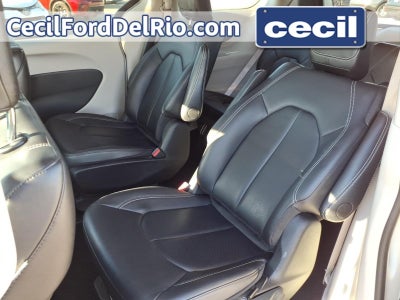 2024 Chrysler Pacifica Hybrid Select