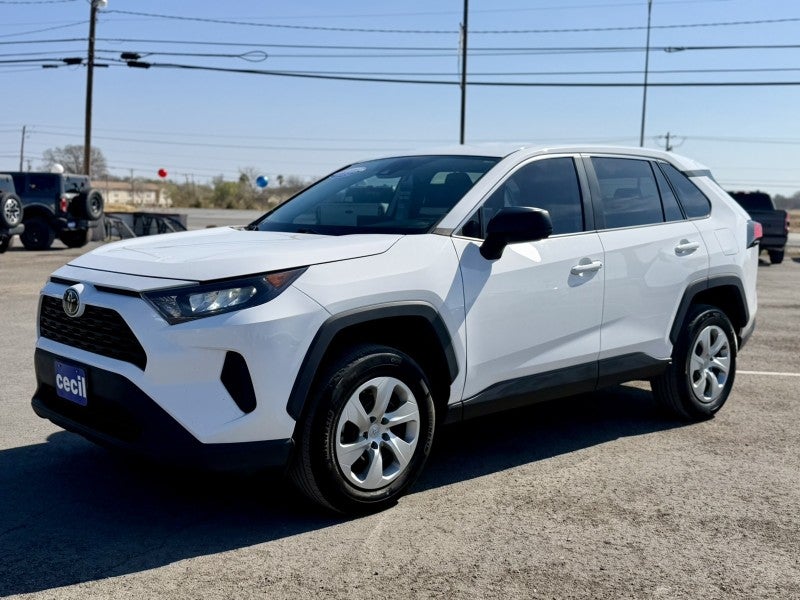 2022 Toyota RAV4 LE