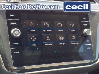 2022 Volkswagen Tiguan SE