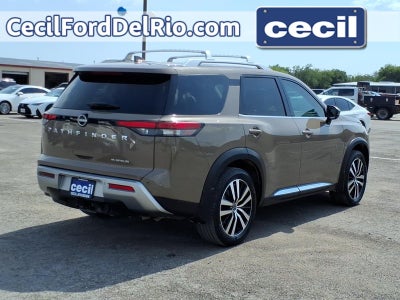 2023 Nissan Pathfinder Platinum