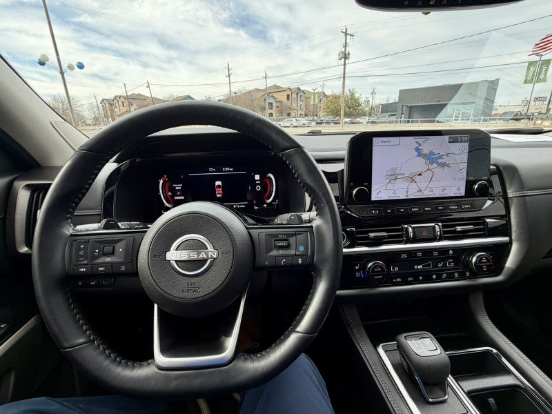 2022 Nissan Pathfinder Platinum