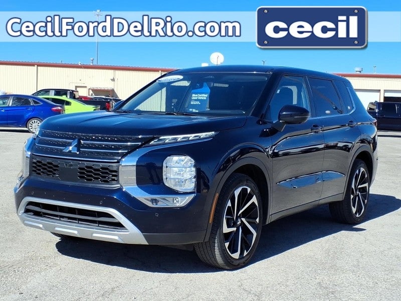 2024 Mitsubishi Outlander SE