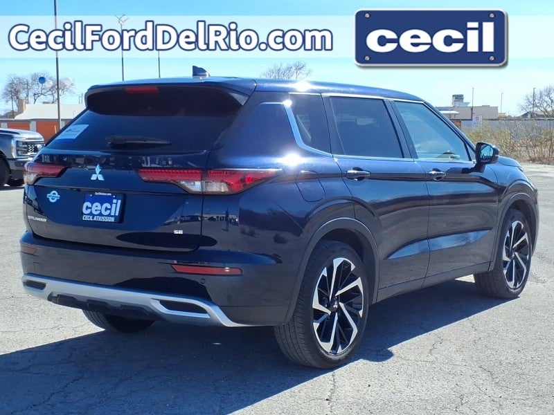 2024 Mitsubishi Outlander SE