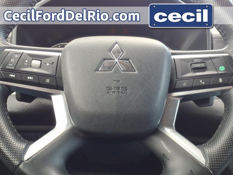 2024 Mitsubishi Outlander SE