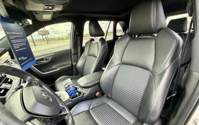2020 Toyota RAV4 Hybrid XSE