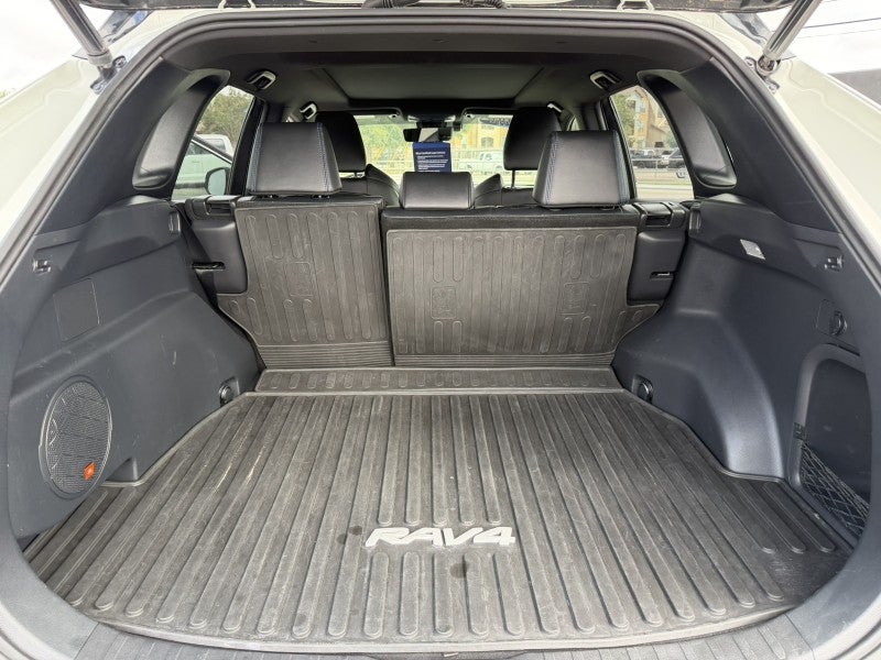 2020 Toyota RAV4 Hybrid XSE