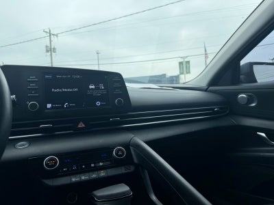 2023 Hyundai Elantra Essential