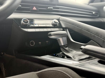 2023 Hyundai Elantra Essential