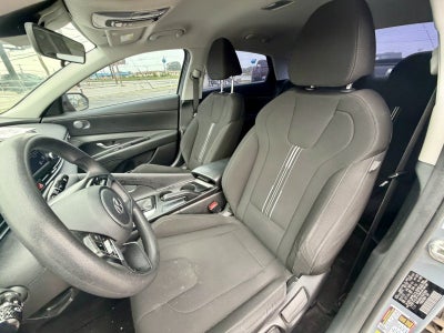 2023 Hyundai Elantra Essential
