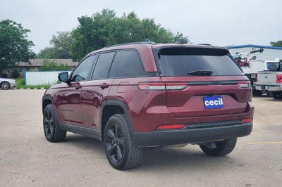 2023 Jeep Grand Cherokee Altitude