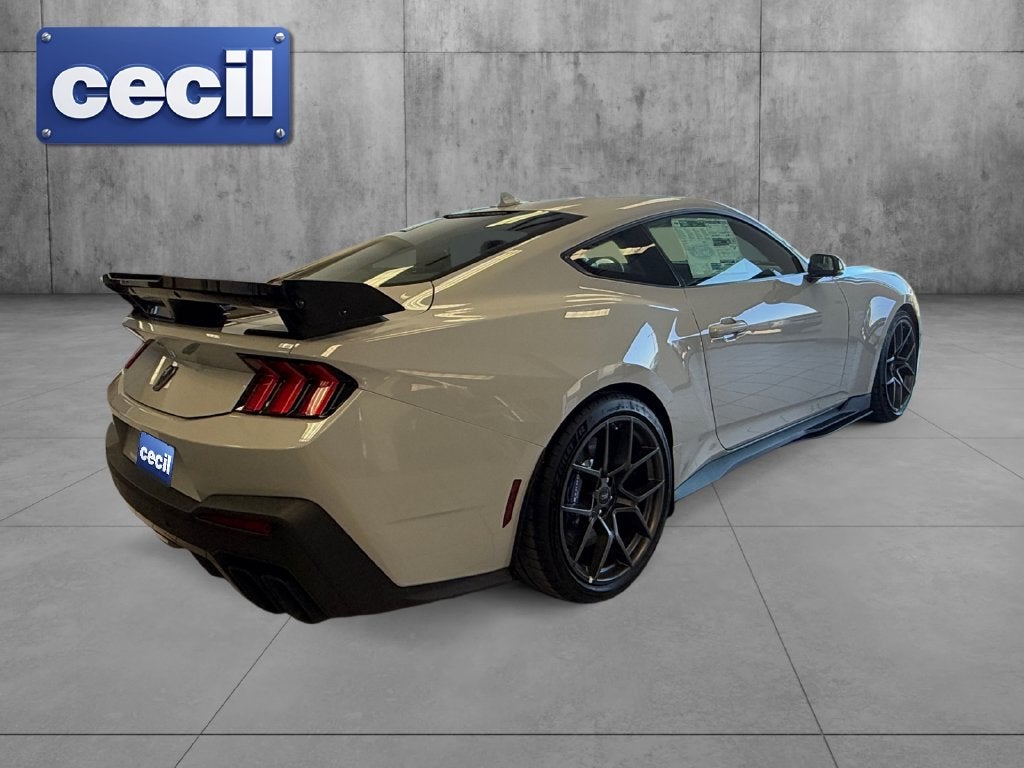 2026 Ford Mustang Dark Horse