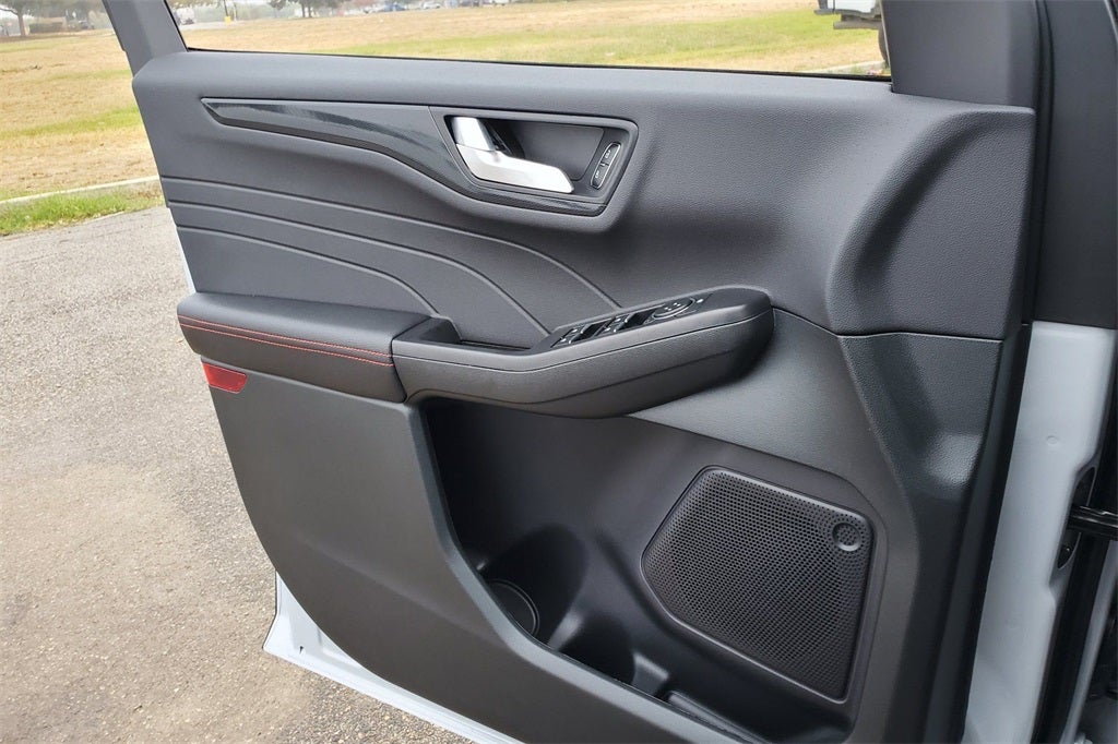 2026 Ford Escape Hybrid ST-Line Select