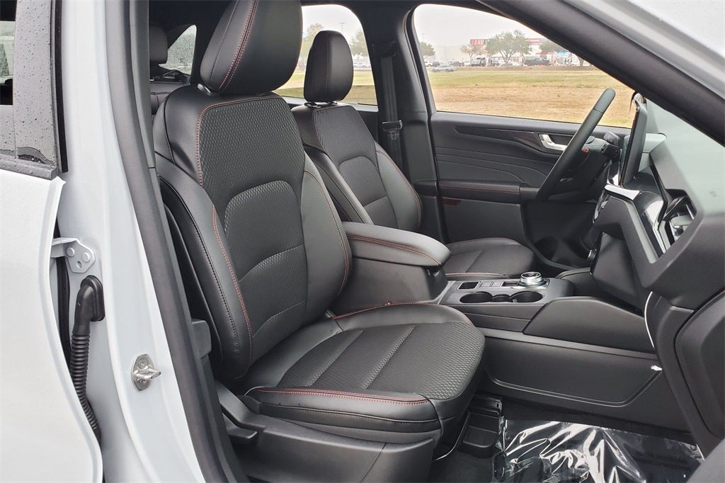 2026 Ford Escape Hybrid ST-Line Select