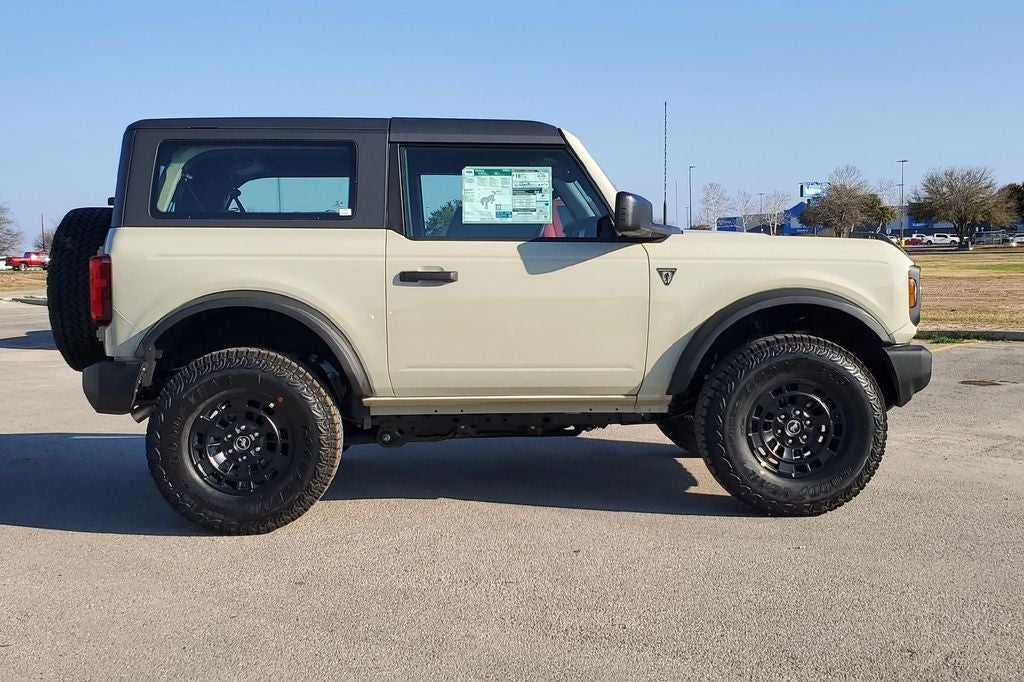 2026 Ford Bronco Base
