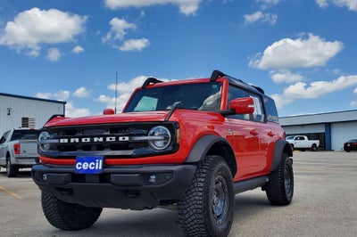 2024 Ford Bronco Outer Banks