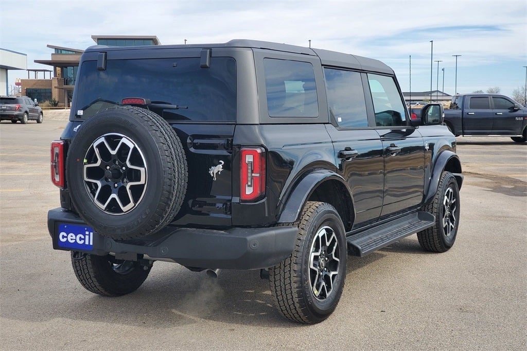 2025 Ford Bronco Outer Banks