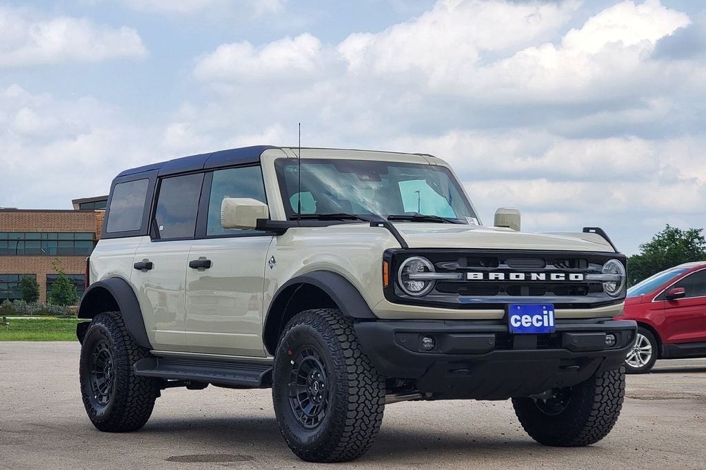 2026 Ford Bronco Outer Banks