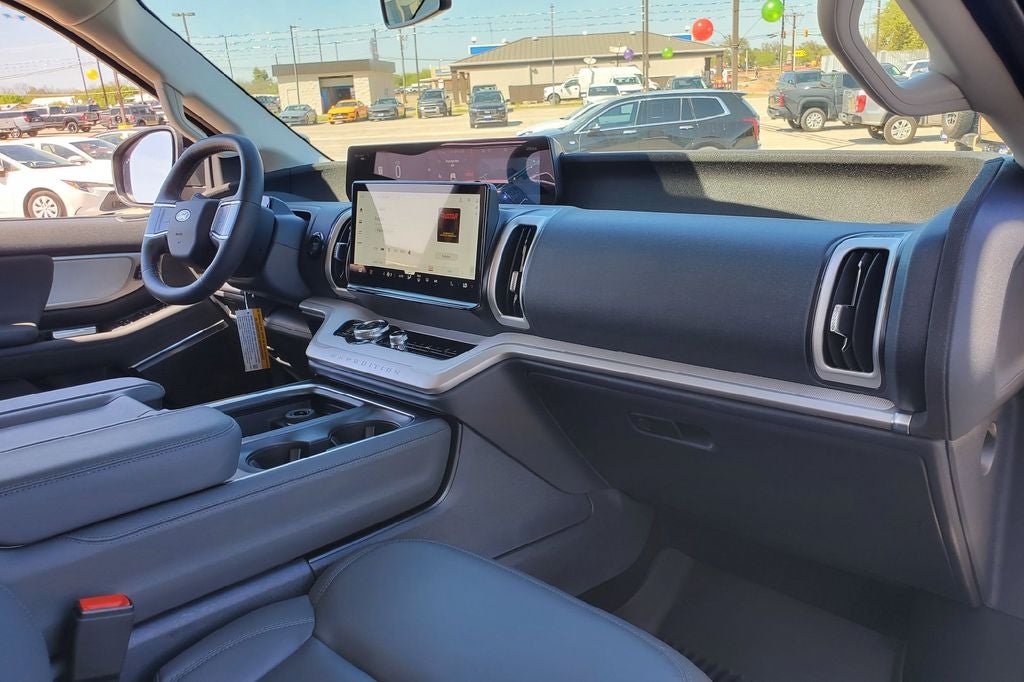2026 Ford Expedition Max Active