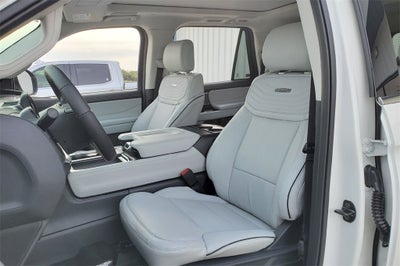 2025 Ford Expedition Max Platinum