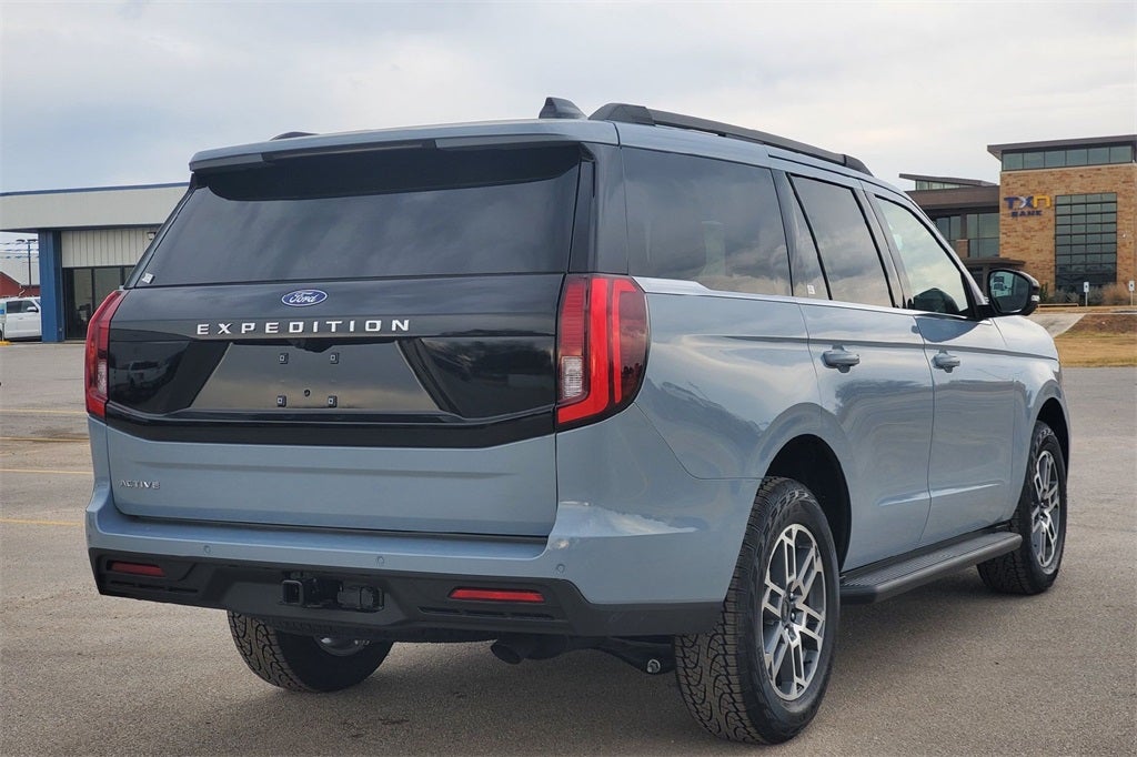 2026 Ford Expedition Active