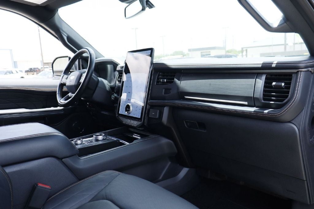 2023 Ford Expedition Platinum