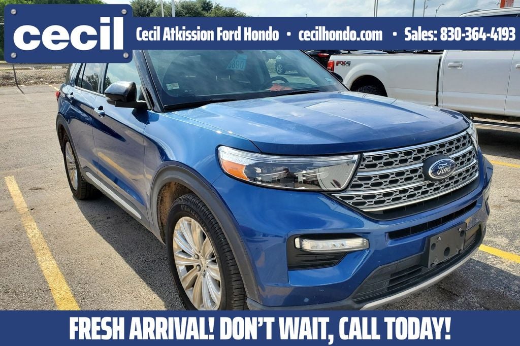 2022 Ford Explorer Limited RWD's photo
