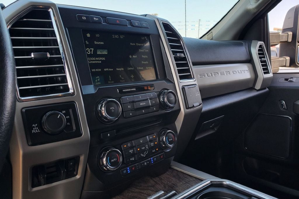 2017 Ford F-250SD Lariat