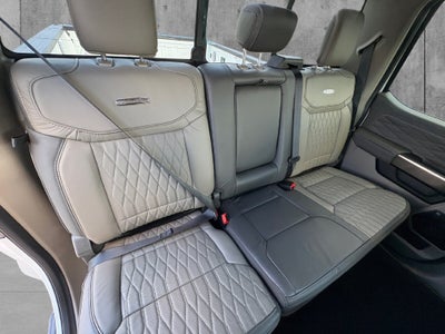 2027 Ford F-250SD Platinum