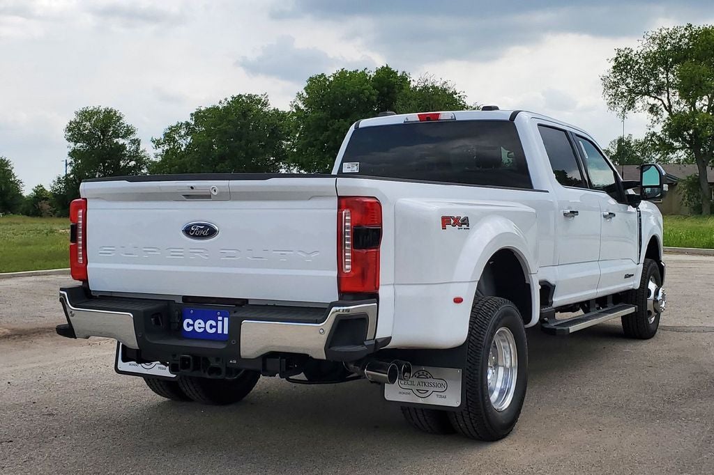 2026 Ford F-350SD Lariat DRW