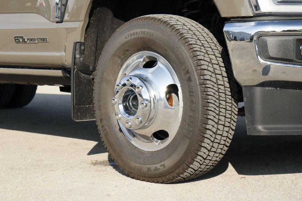 2026 Ford F-350SD Lariat DRW