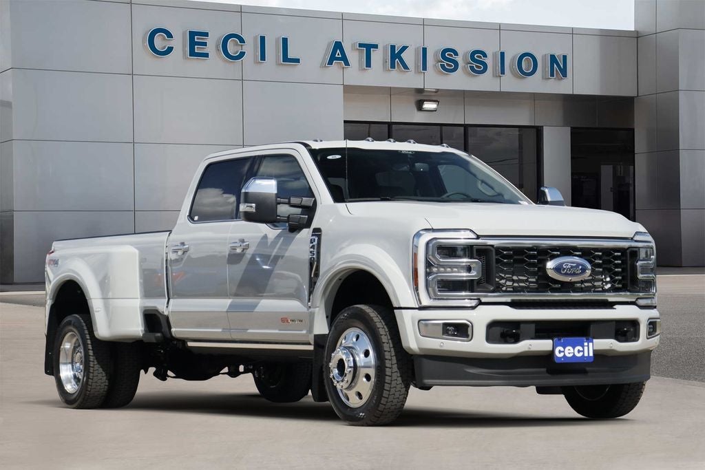 2026 Ford F-450SD Platinum DRW
