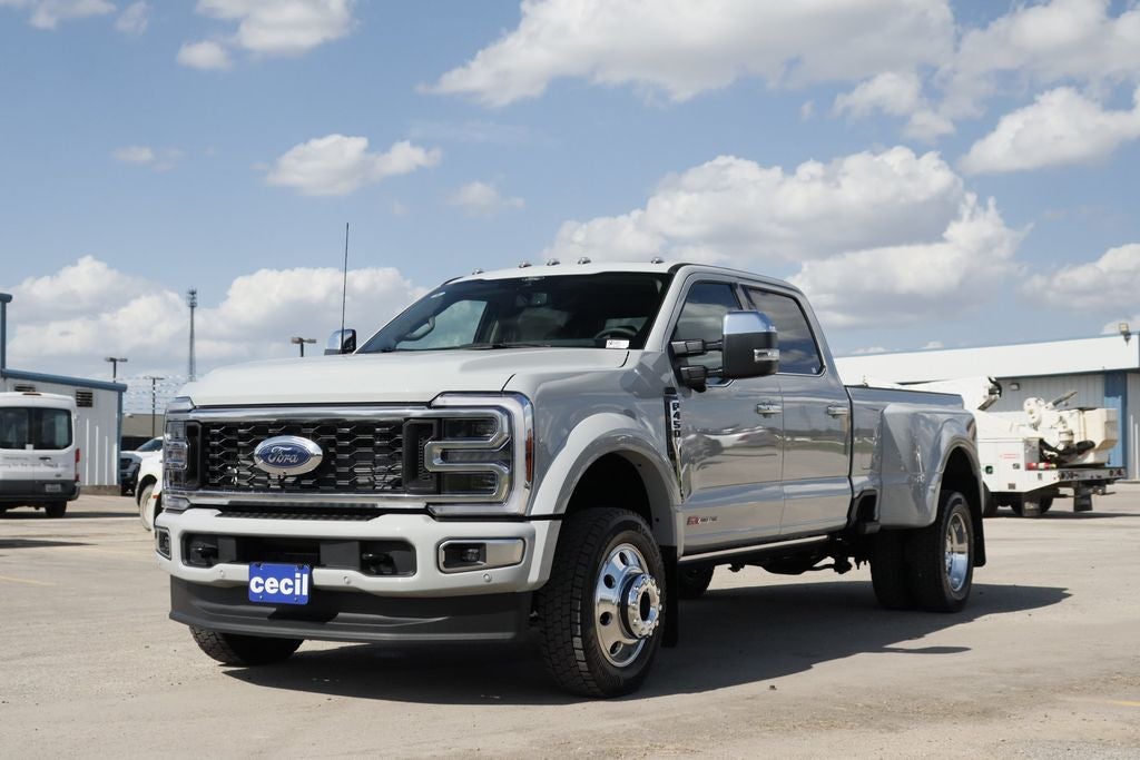 2026 Ford F-450SD Platinum DRW