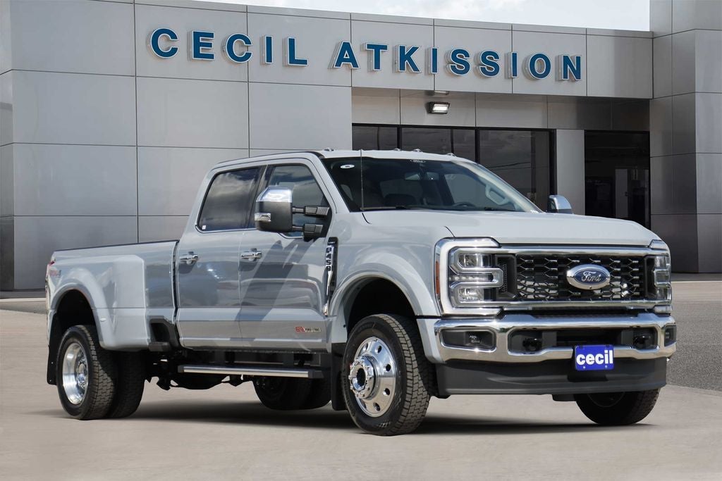 2026 Ford F-450SD Lariat DRW