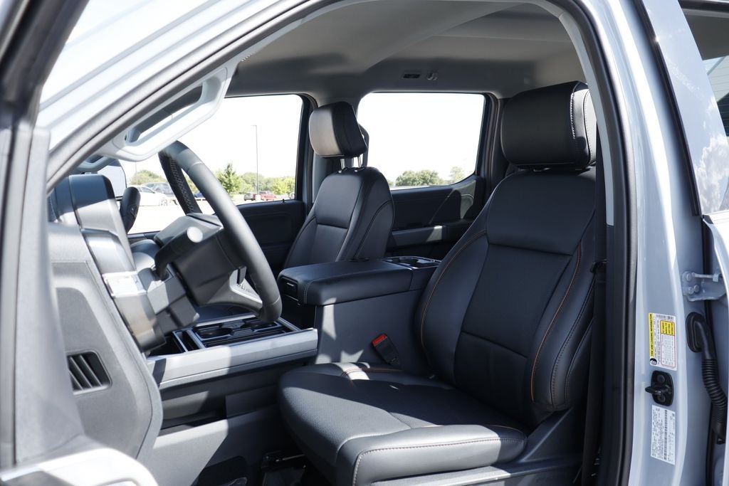 2026 Ford F-450SD Lariat DRW