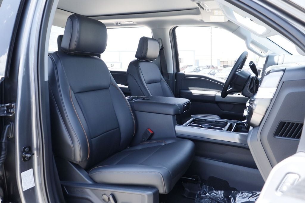 2026 Ford F-450SD Lariat DRW