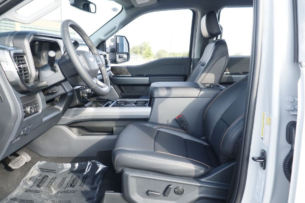 2026 Ford F-450SD Lariat DRW