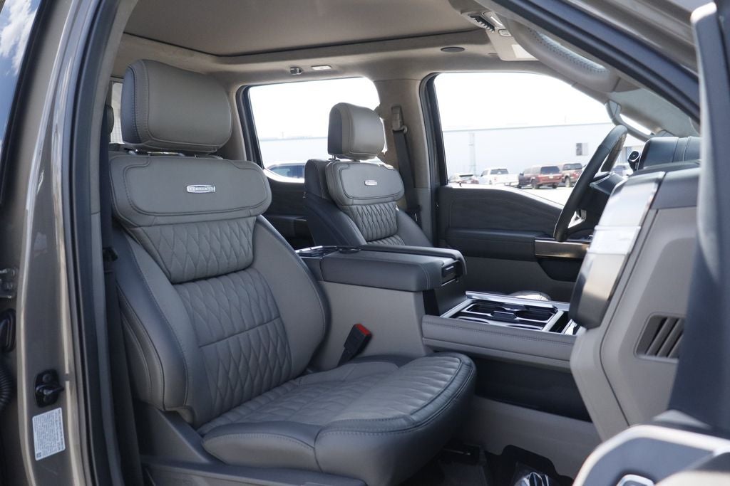 2026 Ford F-450SD Platinum DRW