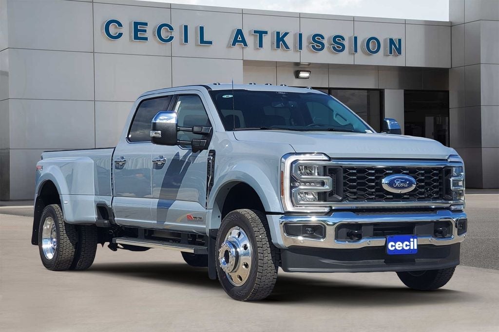 2026 Ford F-450SD Lariat DRW