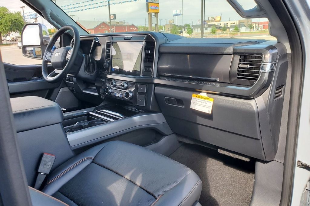 2026 Ford F-450SD Lariat DRW