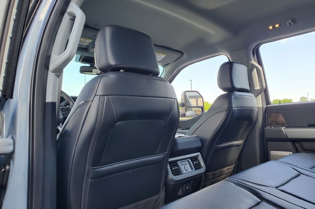 2026 Ford F-450SD Lariat DRW