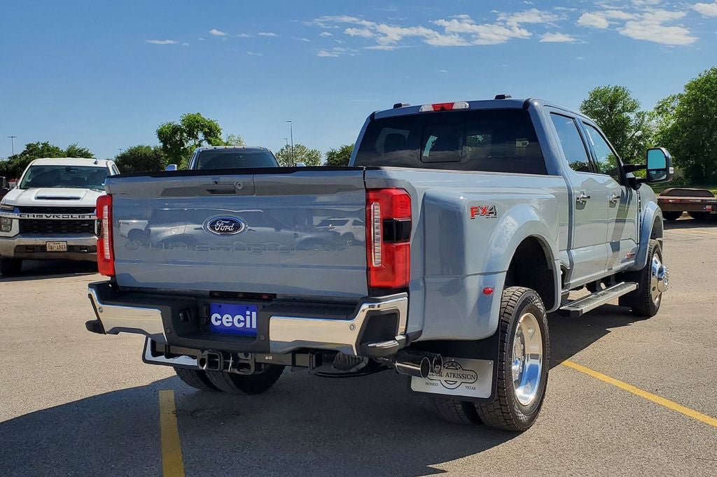 2026 Ford F-450SD Lariat DRW
