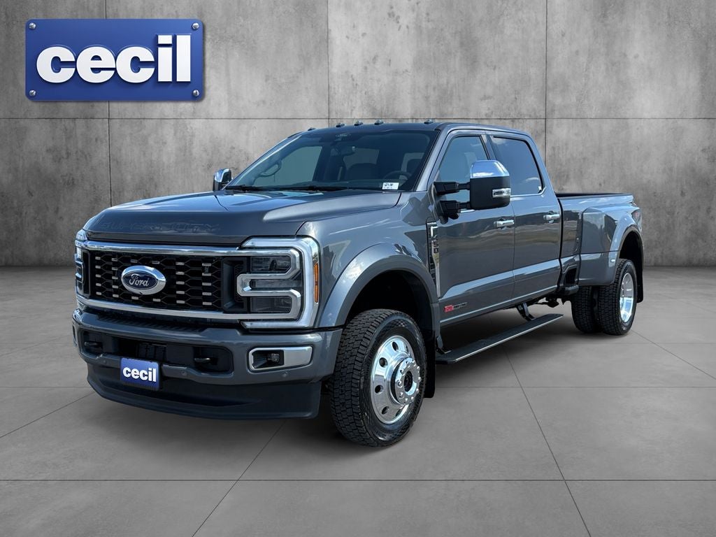 2026 Ford F-450 Super Duty Platinum