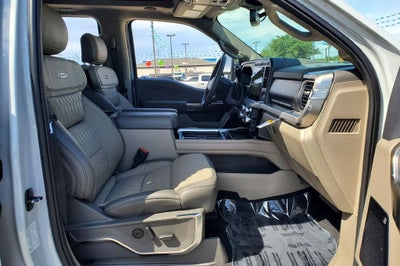 2026 Ford F-450SD Platinum DRW