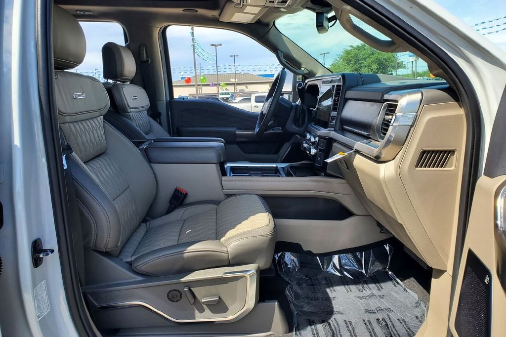 2026 Ford F-450SD Platinum DRW
