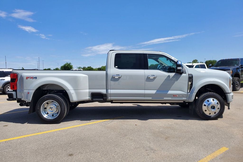 2026 Ford F-450SD Platinum DRW