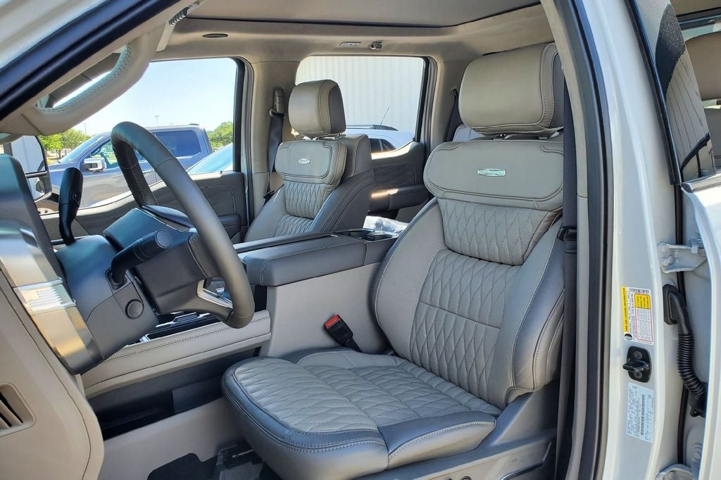 2026 Ford F-450SD Platinum DRW