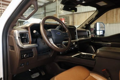 2025 Ford F-450SD King Ranch DRW