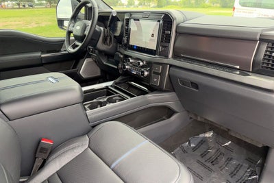 2026 Ford F-450SD Platinum DRW
