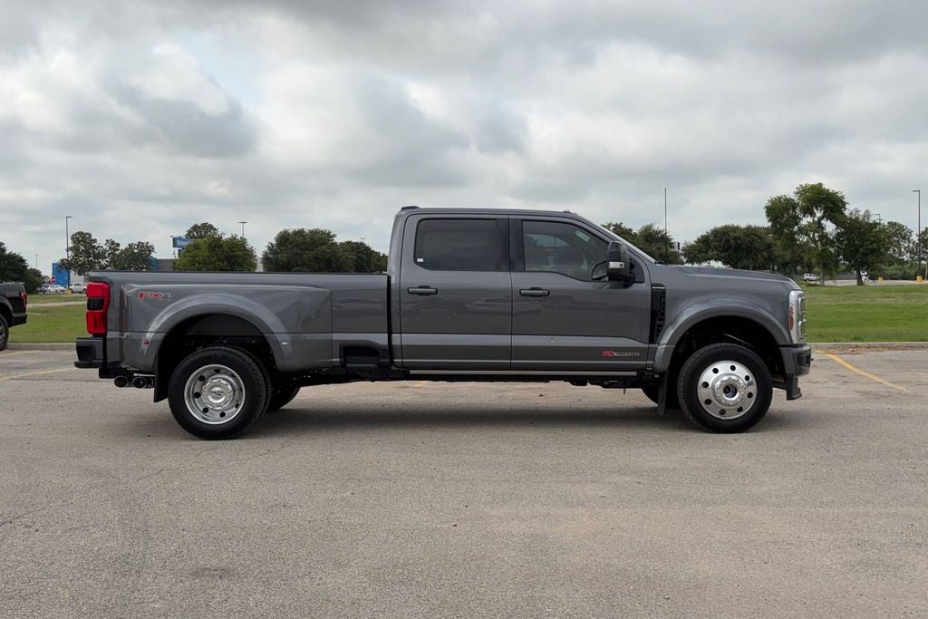 2026 Ford F-450SD Platinum DRW