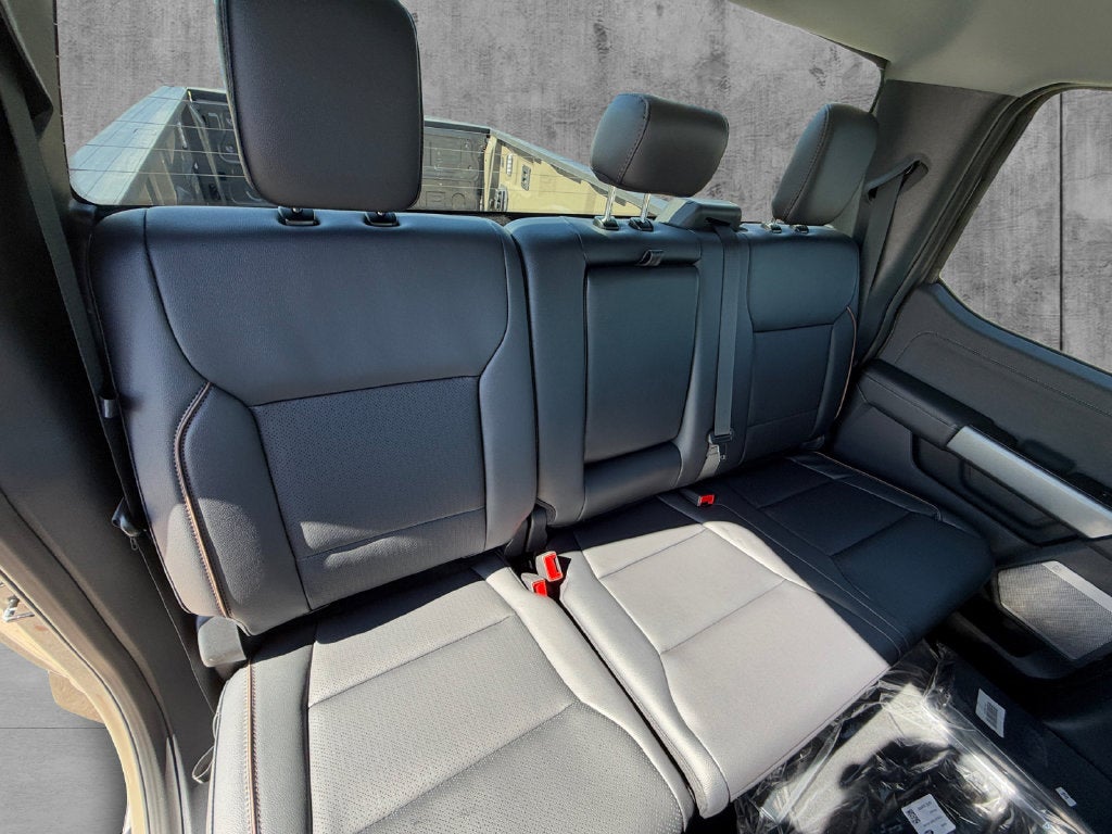 2027 Ford F-450SD DRW